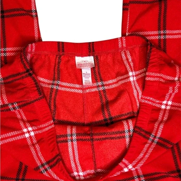 Womens Wondershop At Target Red and Black Plaid Pajama Bottoms - Picture 2 of 7